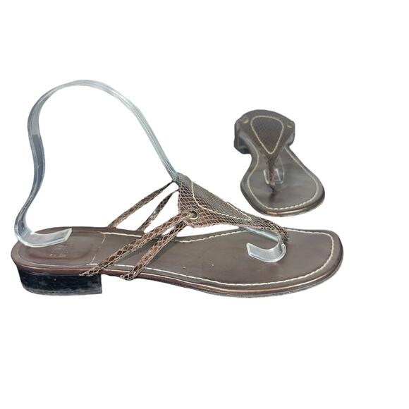 Stuart Weitzman Brown Strappy Leather Sandal Sz 9.5 Minimalist Flat Snake Detail - Picture 1 of 9